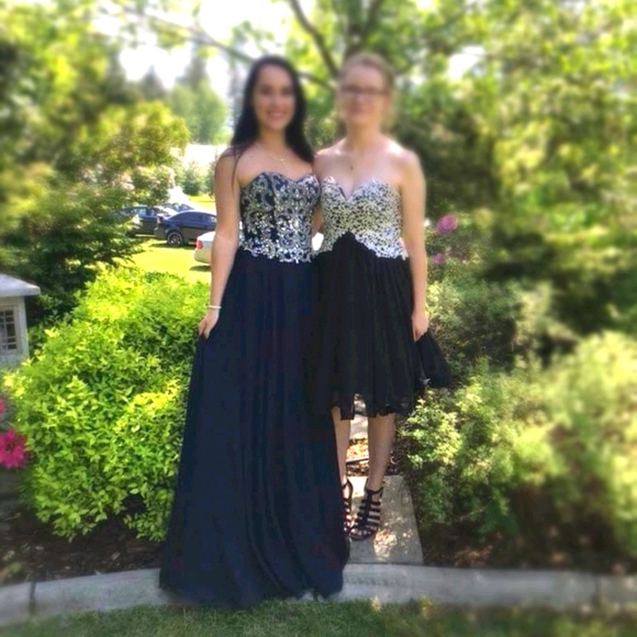 Prom dress - Picture 1 of 4